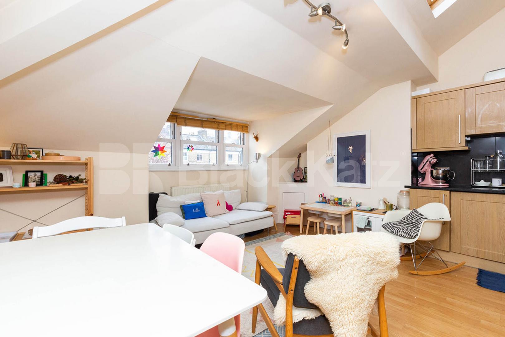  Two double bedroom flat located moments from the vibrant Crouch End Broadway Crouch Hill, Crouch End